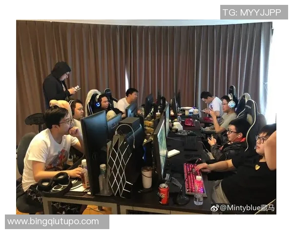 电竞数据黄军谈DOTA2发展历程与个人成长的深度专访回顾